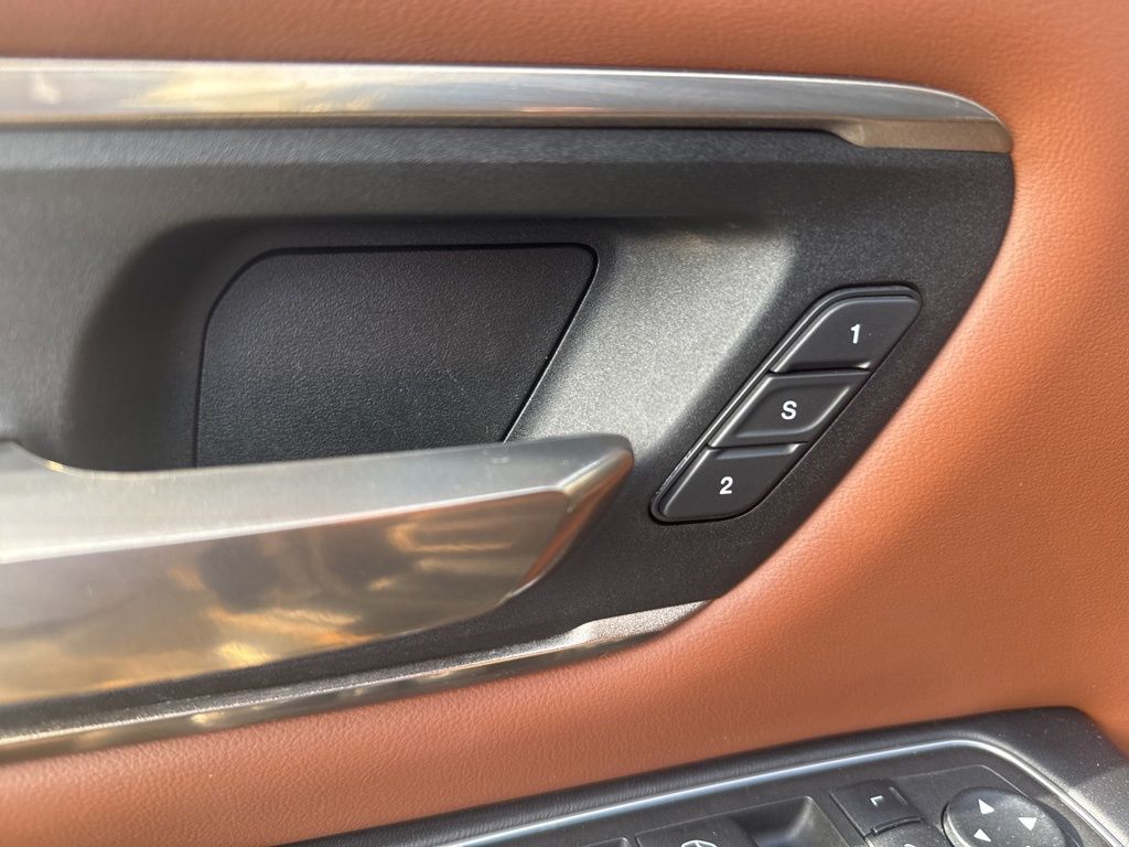 2022 Ram 1500 Laramie Longhorn photo 11