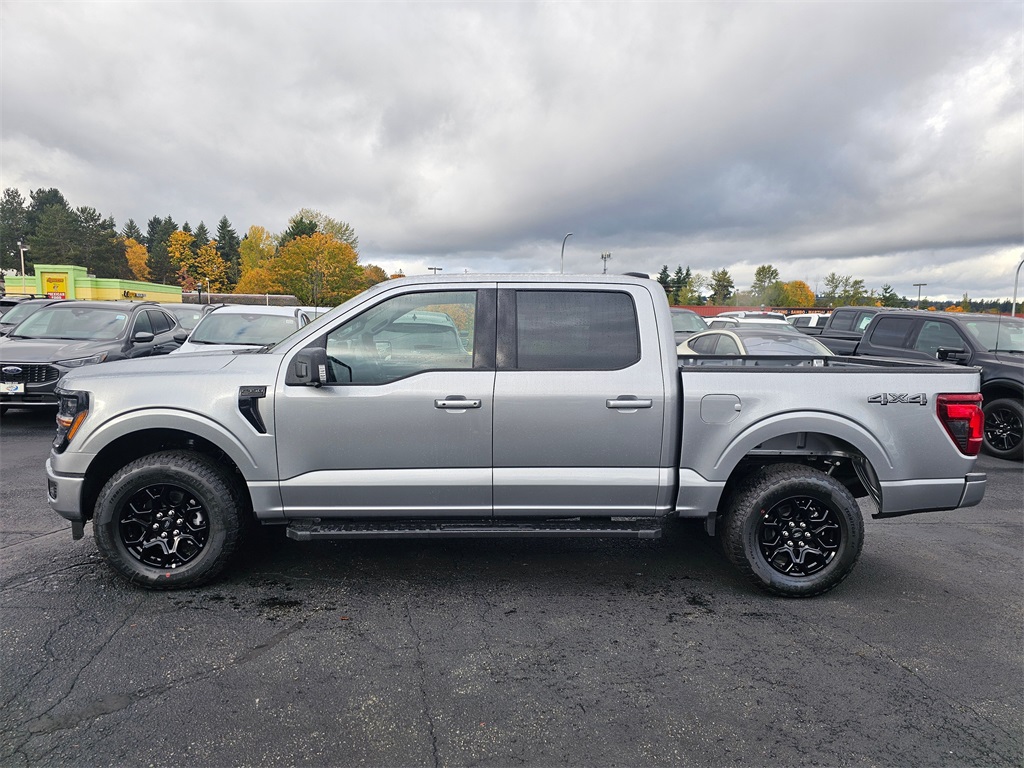 2025 Ford F-150 XLT photo 4