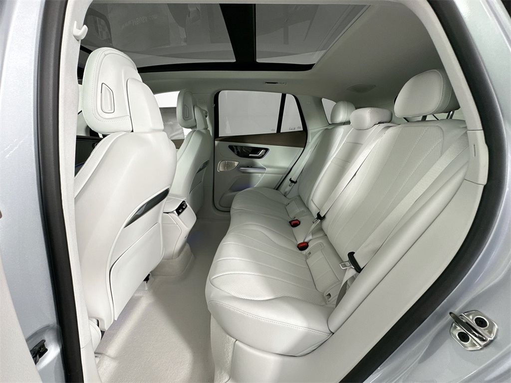 2026 Mercedes Benz EQE SUV photo 25