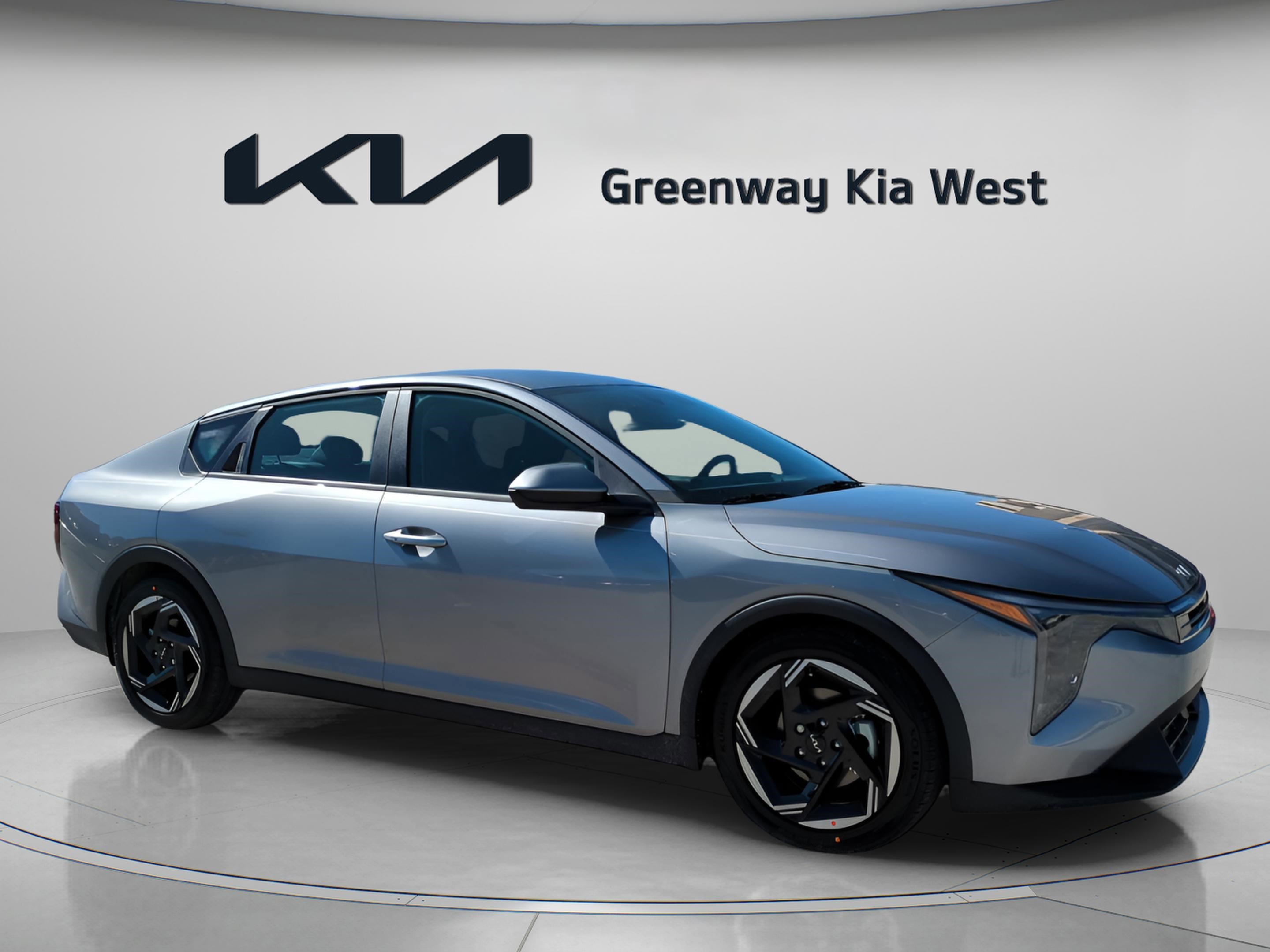 2025 Kia K4 EX's photo