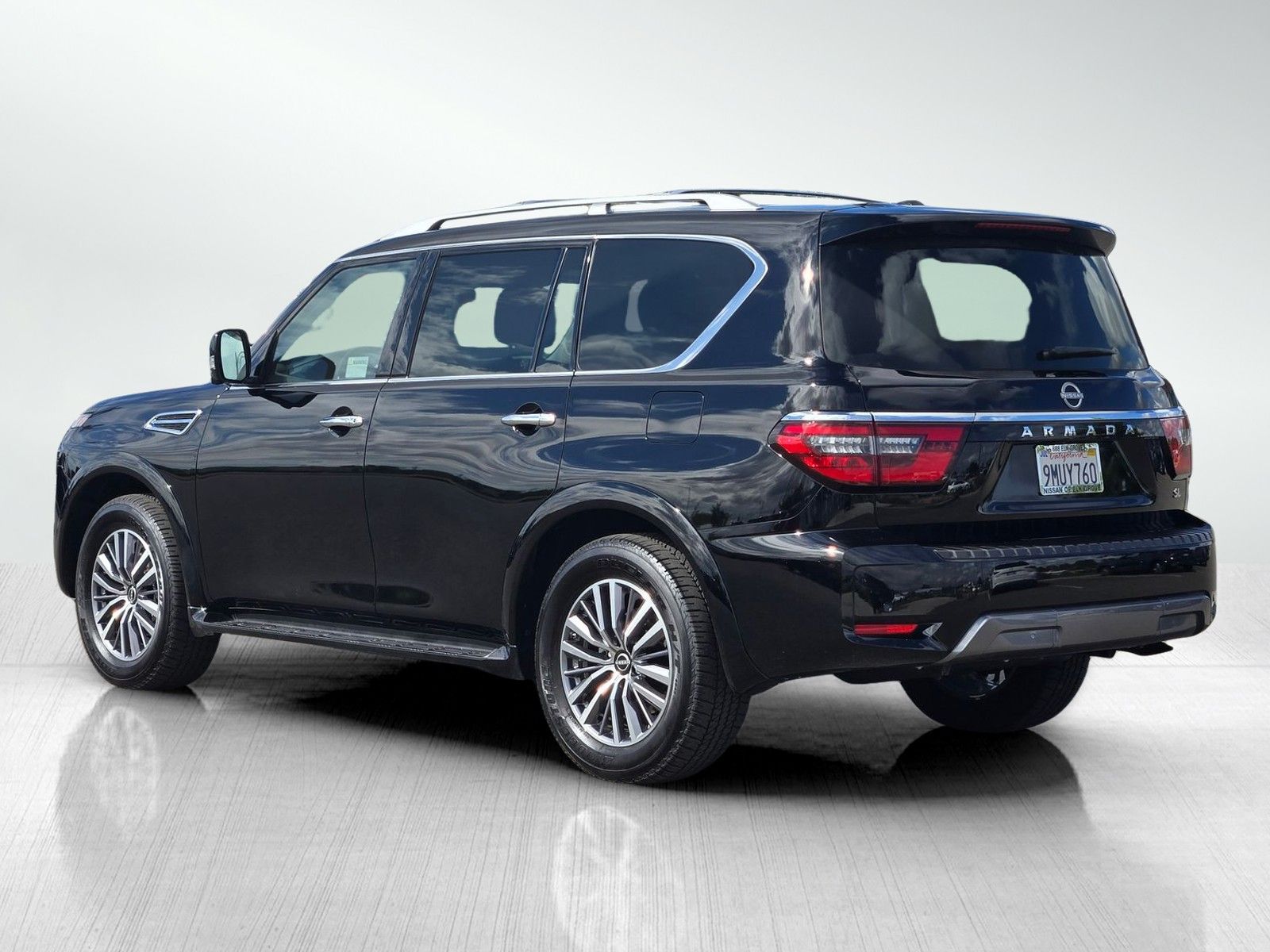 2024 Nissan Armada SL photo 7