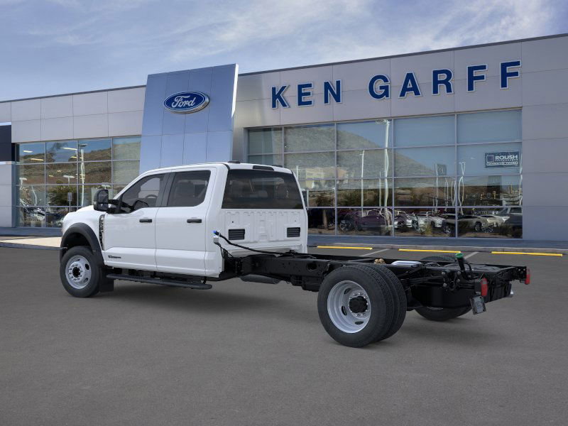 2025 Ford F-550 XL photo 4