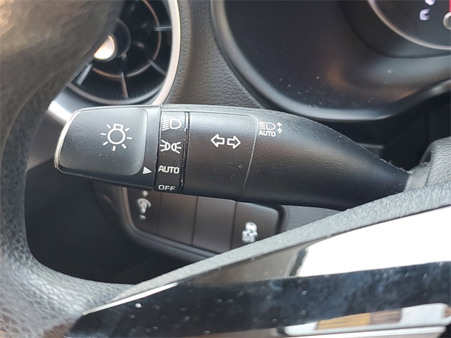 2023 Kia Forte LXS photo 16