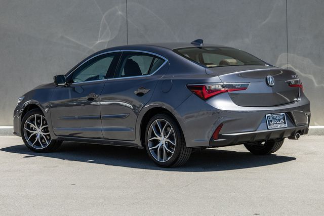 2022 Acura ILX Premium photo 3