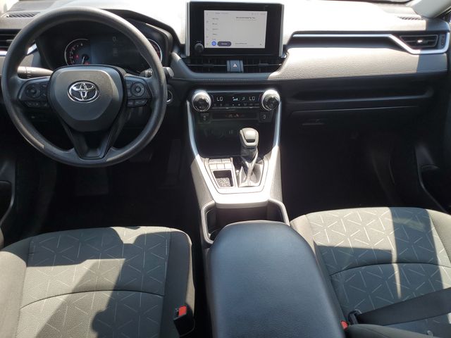 2023 Toyota RAV4 XLE photo 10