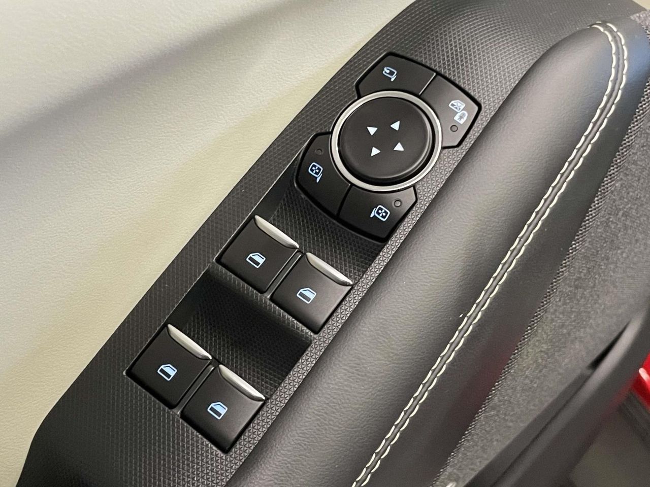 2021 Ford Mustang Mach-E Premium photo 15