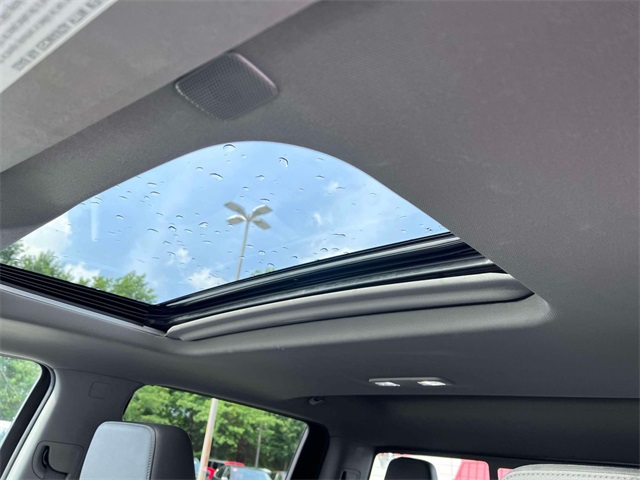 2021 Chevrolet Silverado 1500 LTZ photo 10