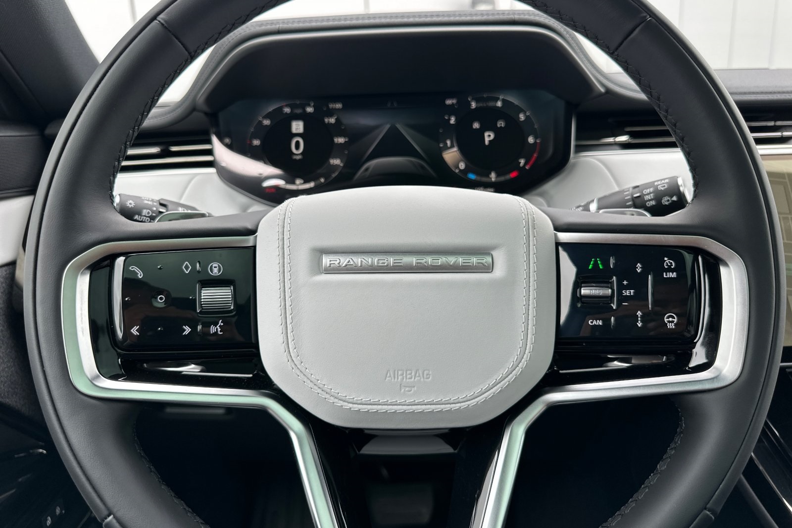 2025 Land Rover Range Rover Sport P360 S photo 25