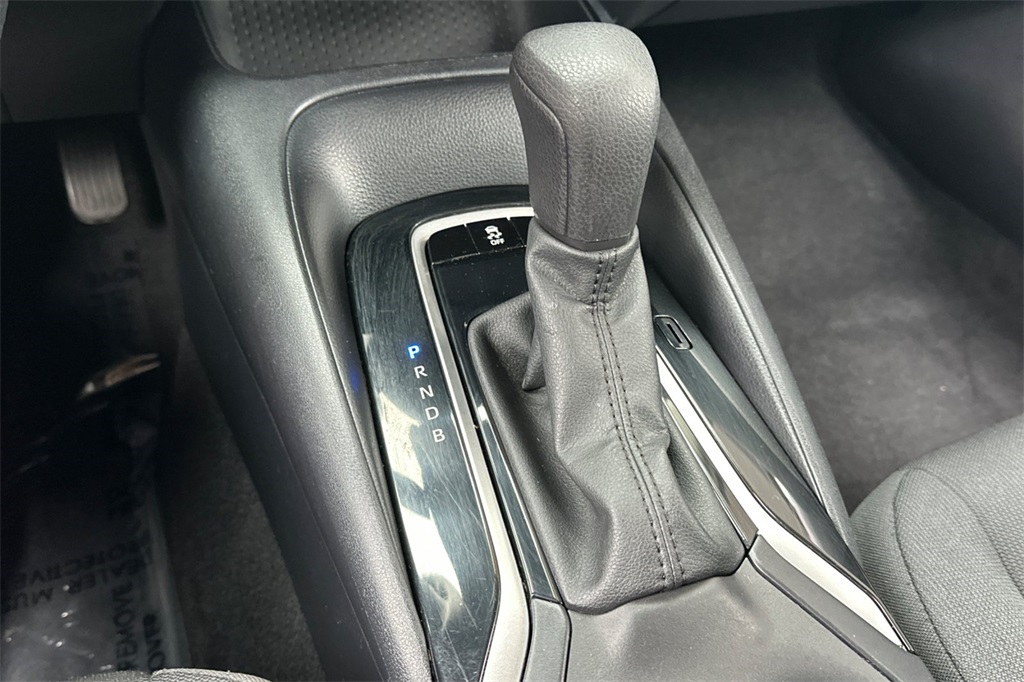 2023 Toyota Corolla LE photo 19