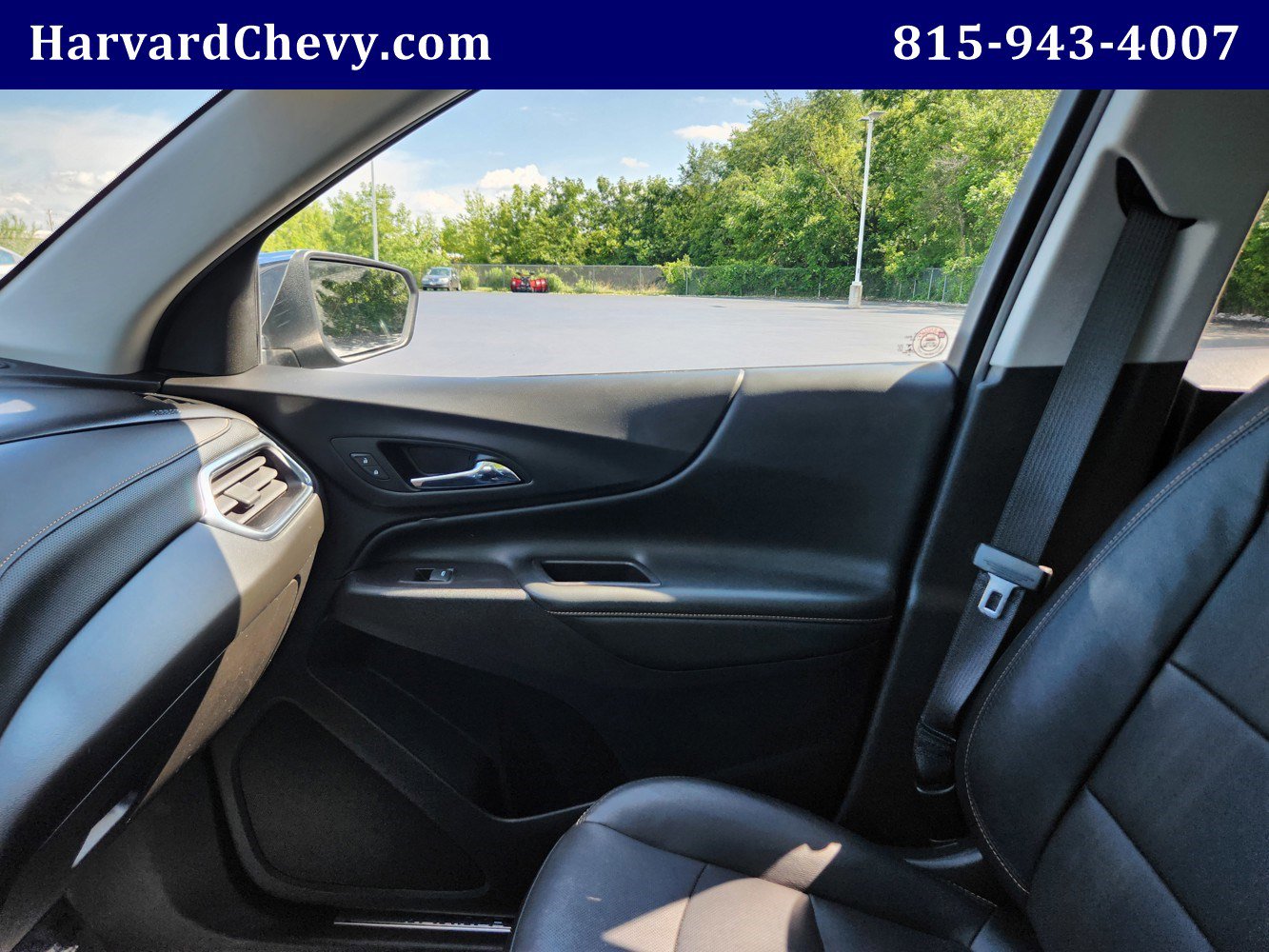 2021 Chevrolet Equinox Premier photo 13
