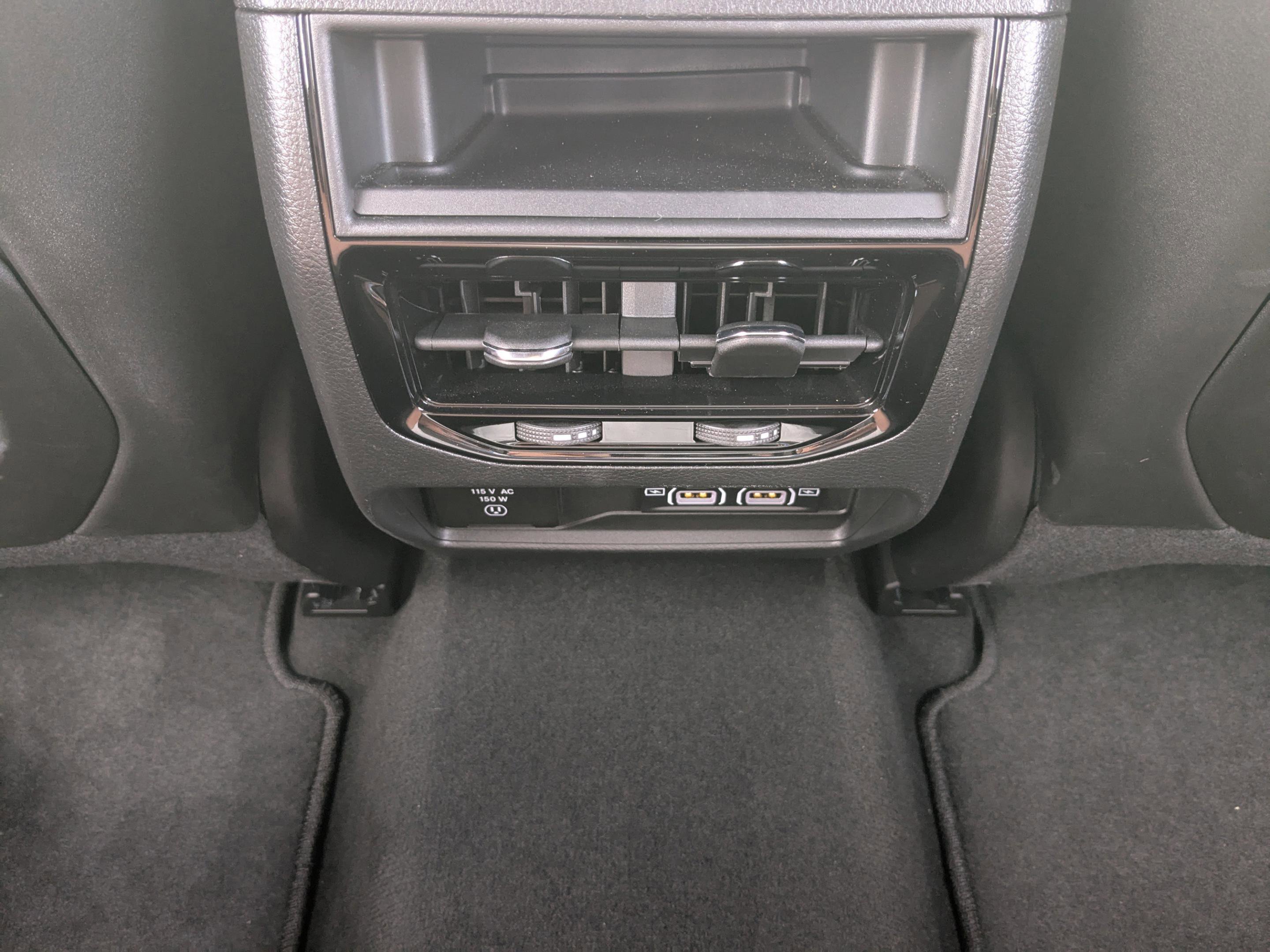 2024 Jeep Grand Cherokee Altitude X photo 11