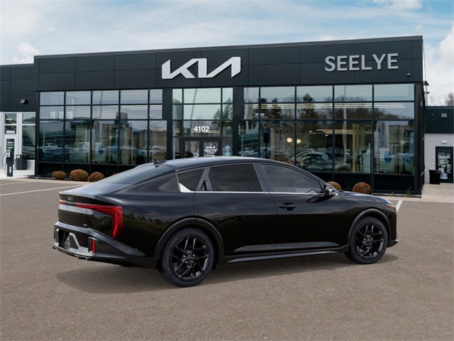 2025 Kia K4 GT-Line Turbo photo 4