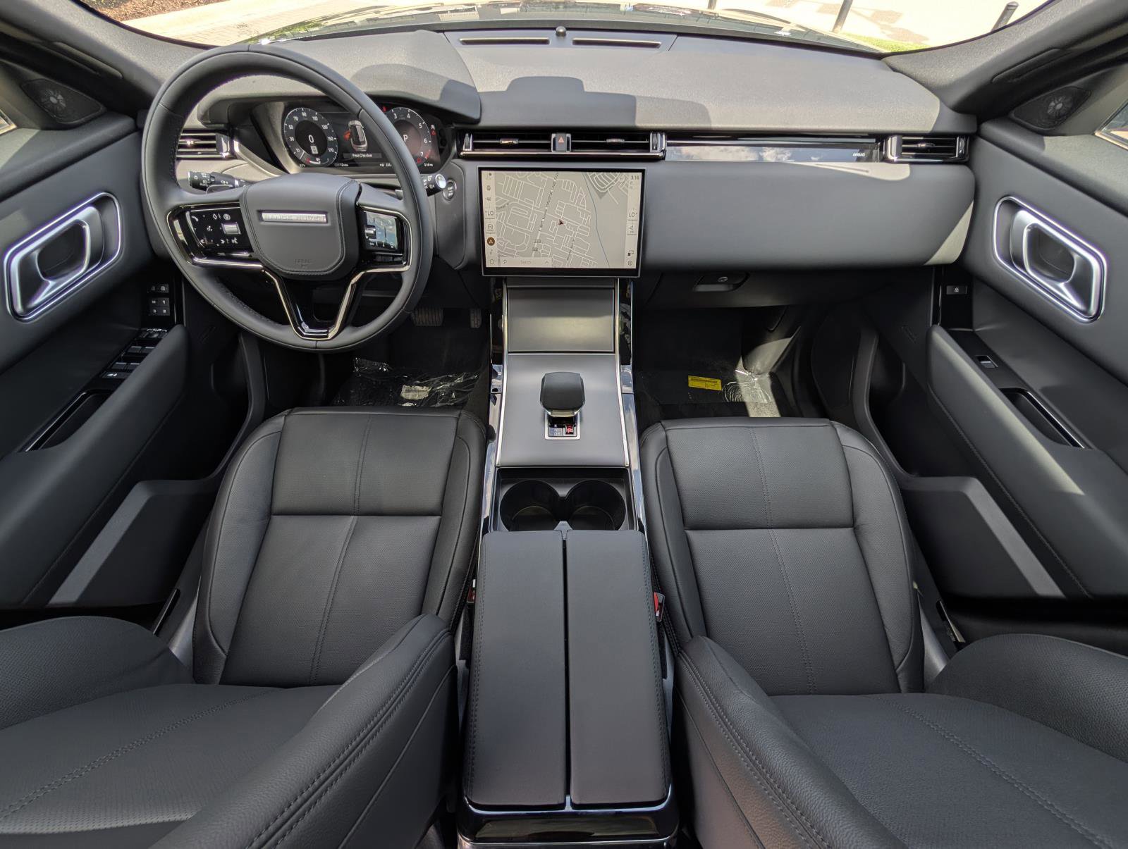 2026 Land Rover Range Rover Velar S photo 30