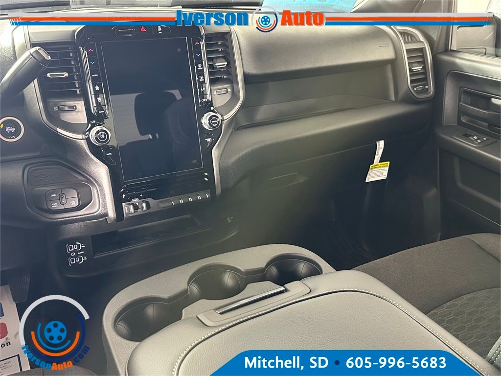 2026 Ram 2500 Tradesman photo 27