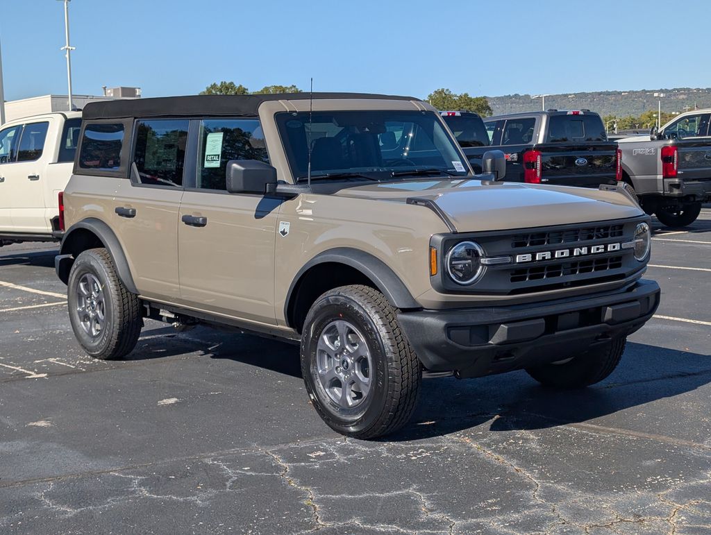 2025 Ford Bronco Big Bend photo 2
