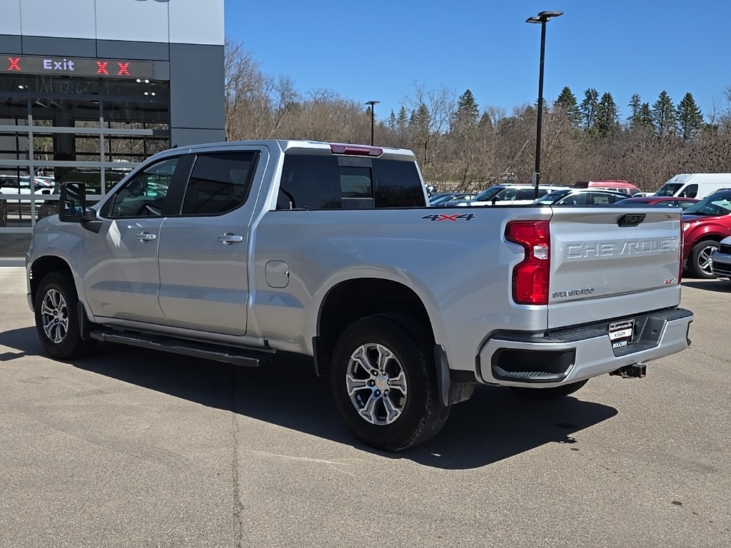 2022 Chevrolet Silverado 1500 RST photo 4