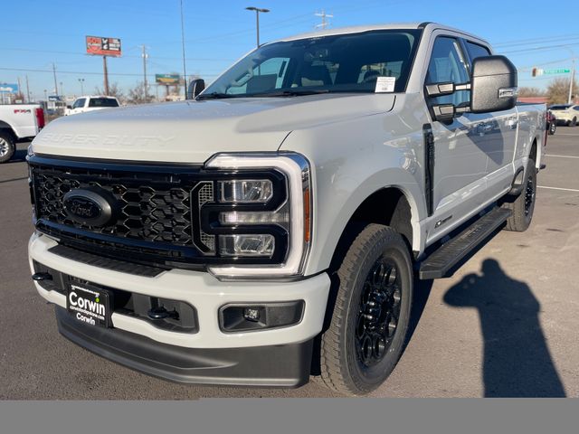 2026 Ford F-350 photo 4