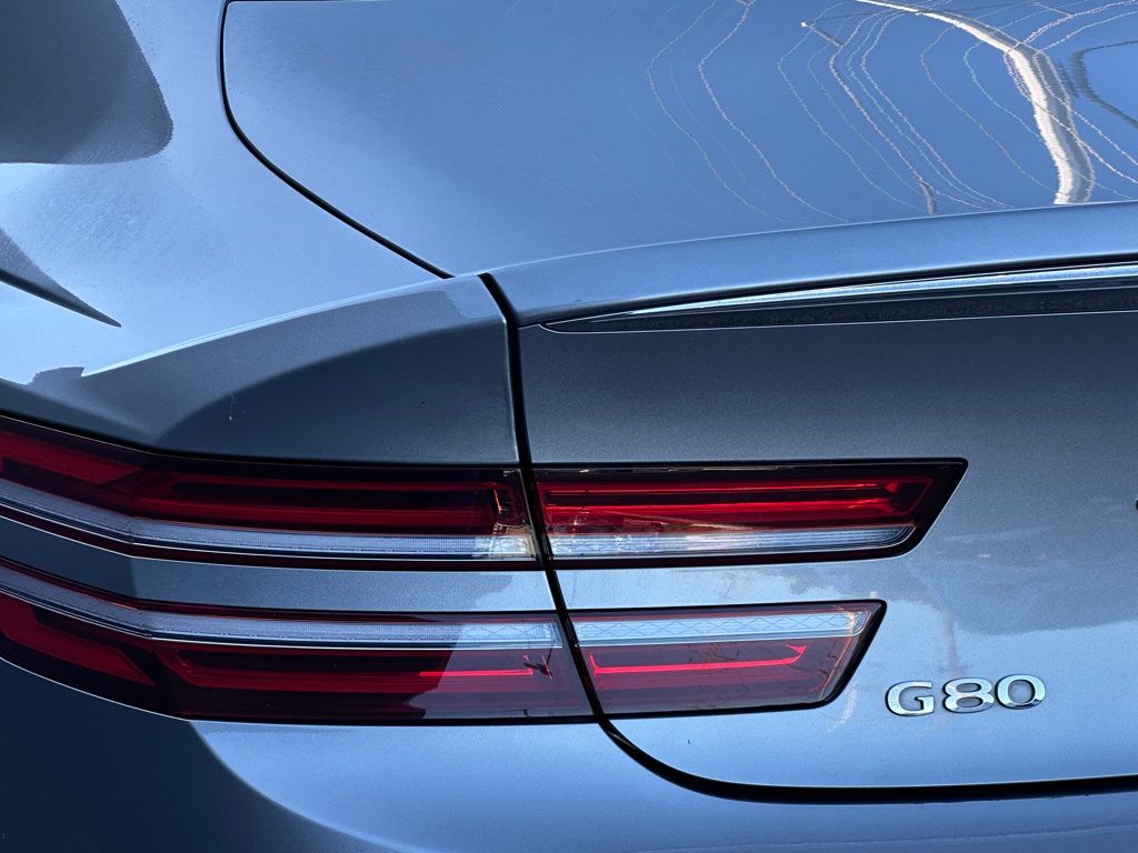 2024 Genesis G80 2.5T photo 13
