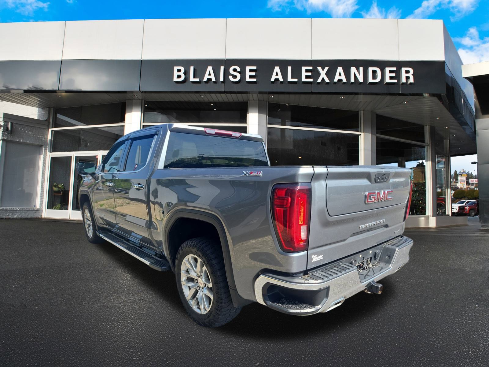 2021 Gmc Sierra 1500 SLT photo 3