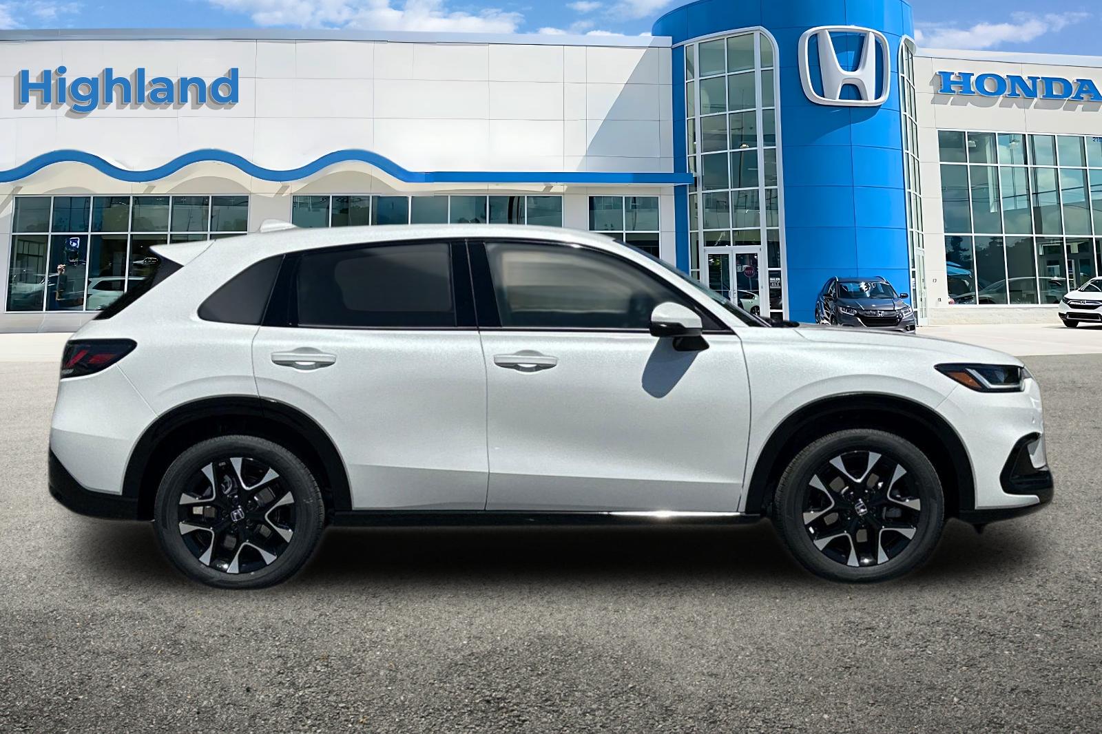 2026 Honda HR-V EX-L photo 4