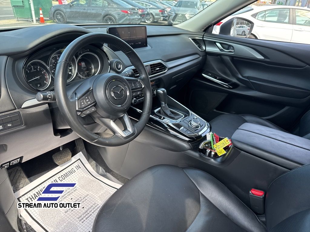 2023 Mazda CX-9 Touring photo 14