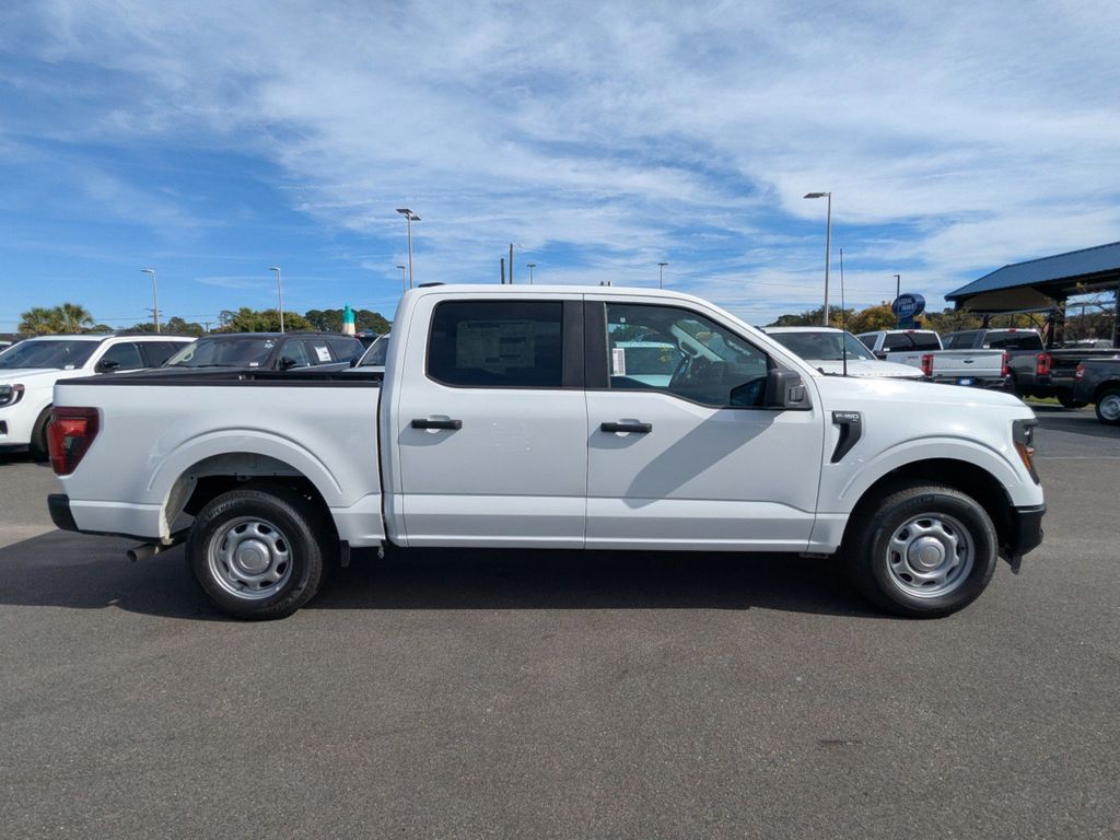 2025 Ford F-150 XL photo 2