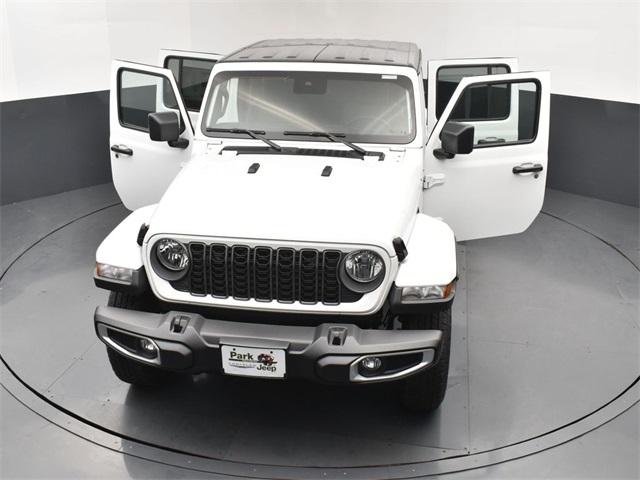 2025 Jeep Gladiator Sport photo 26