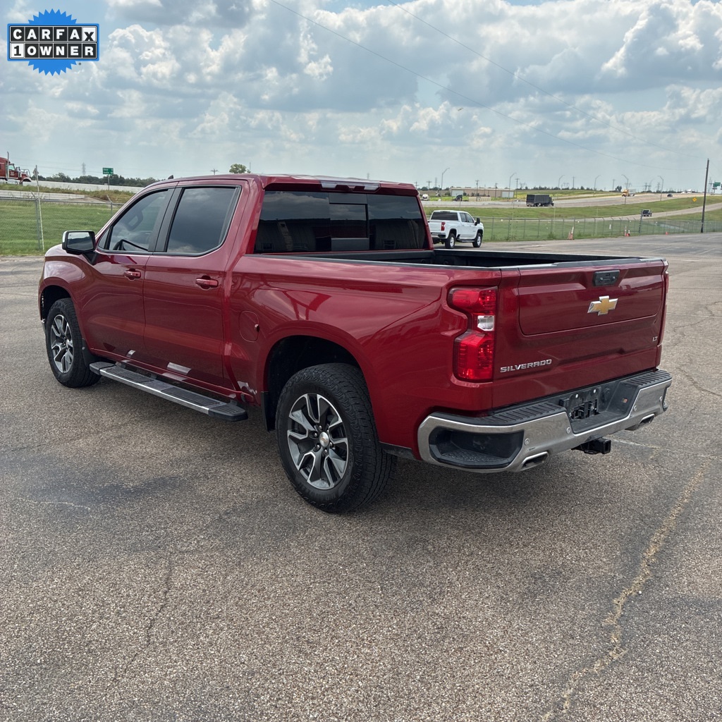 2024 Chevrolet Silverado 1500 LT photo 3