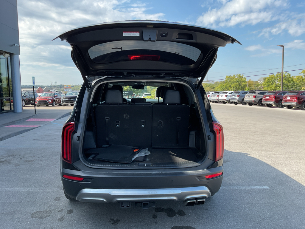 2022 Kia Telluride EX photo 11