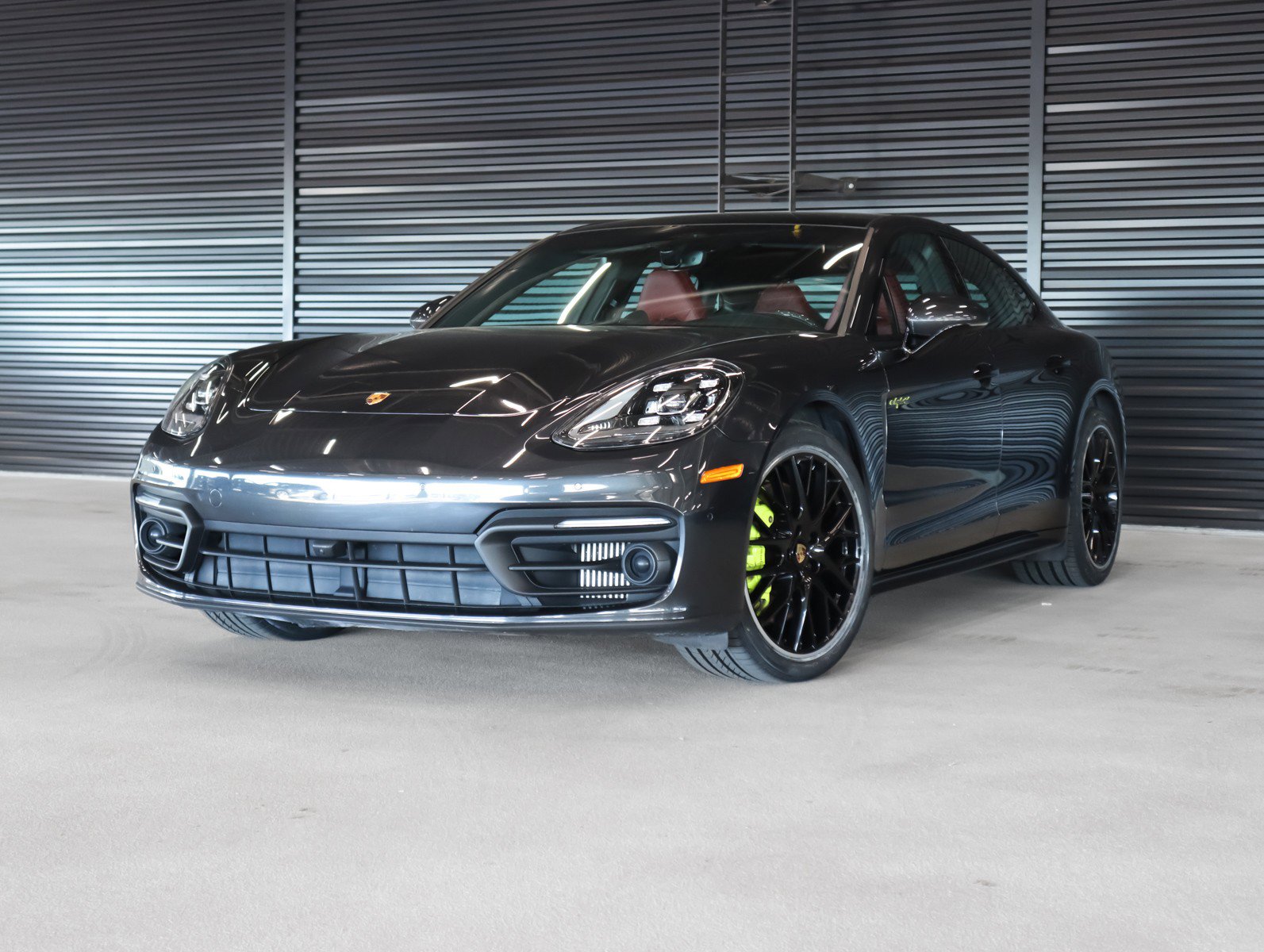 2023 Porsche Panamera Platinum Edition
