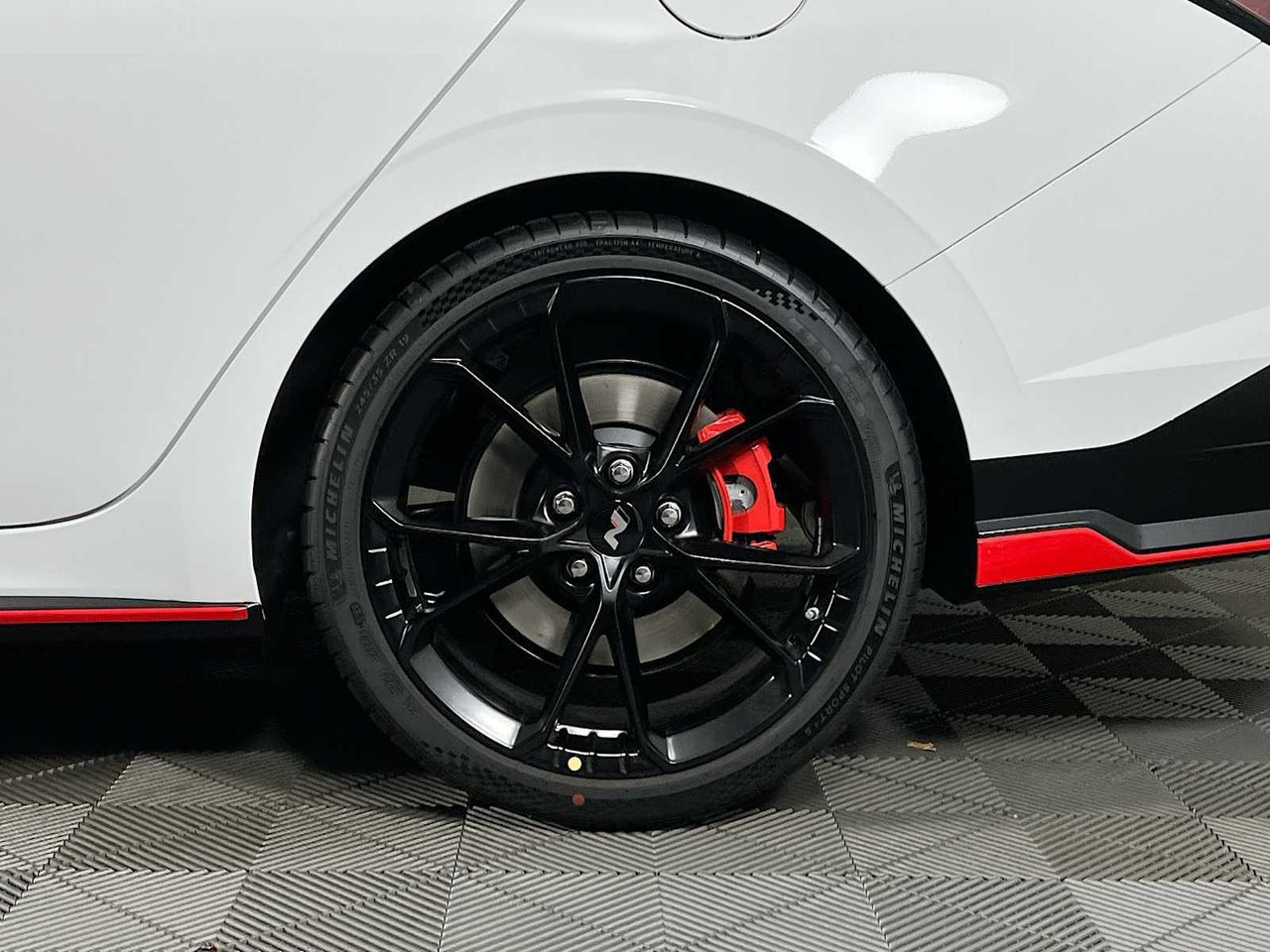 2025 Hyundai Elantra N photo 15