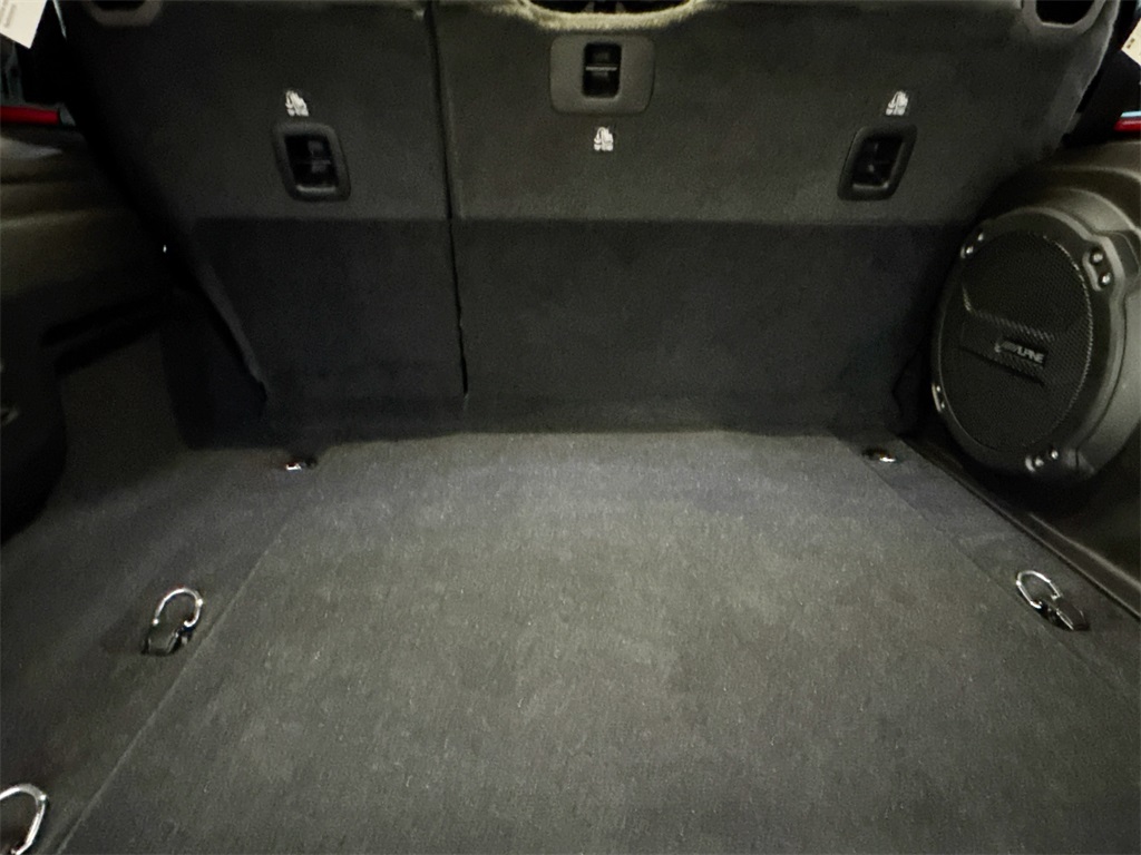 2025 Jeep Wrangler Sahara photo 16