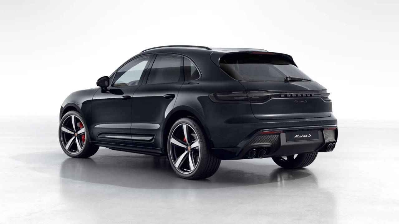 2026 Porsche Macan S photo 2