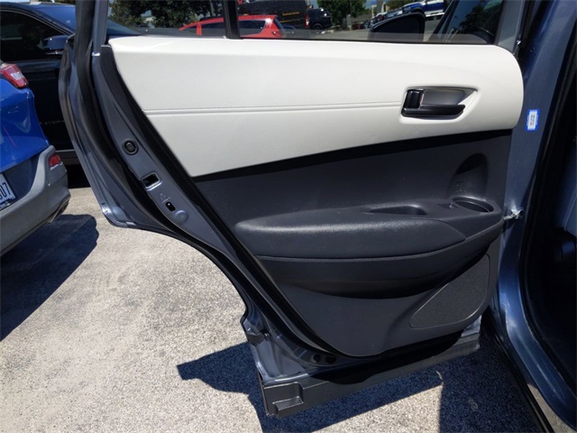 2023 Toyota Corolla Cross LE photo 17