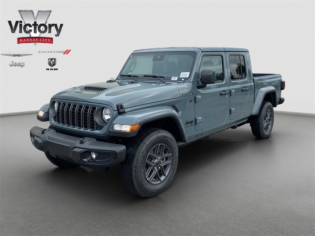 2025 Jeep Gladiator Sport S photo 3