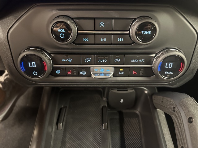 2025 Ford Bronco Outer Banks photo 23