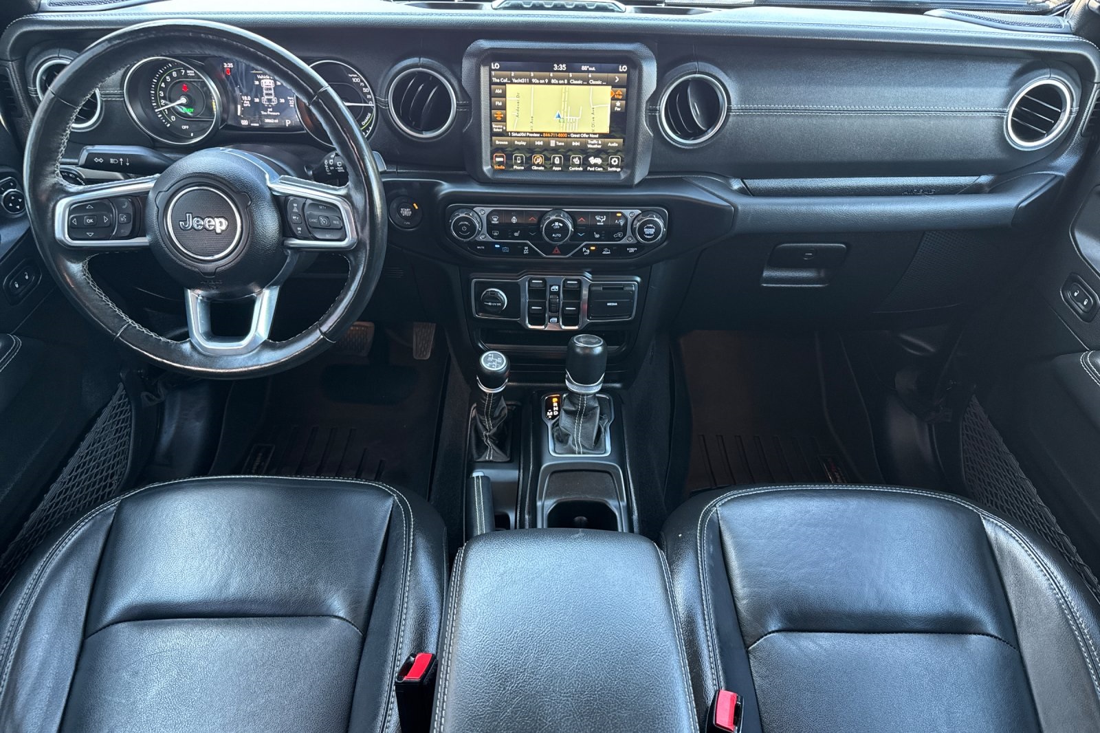 2021 Jeep Wrangler Unlimited Sahara 4xe photo 3