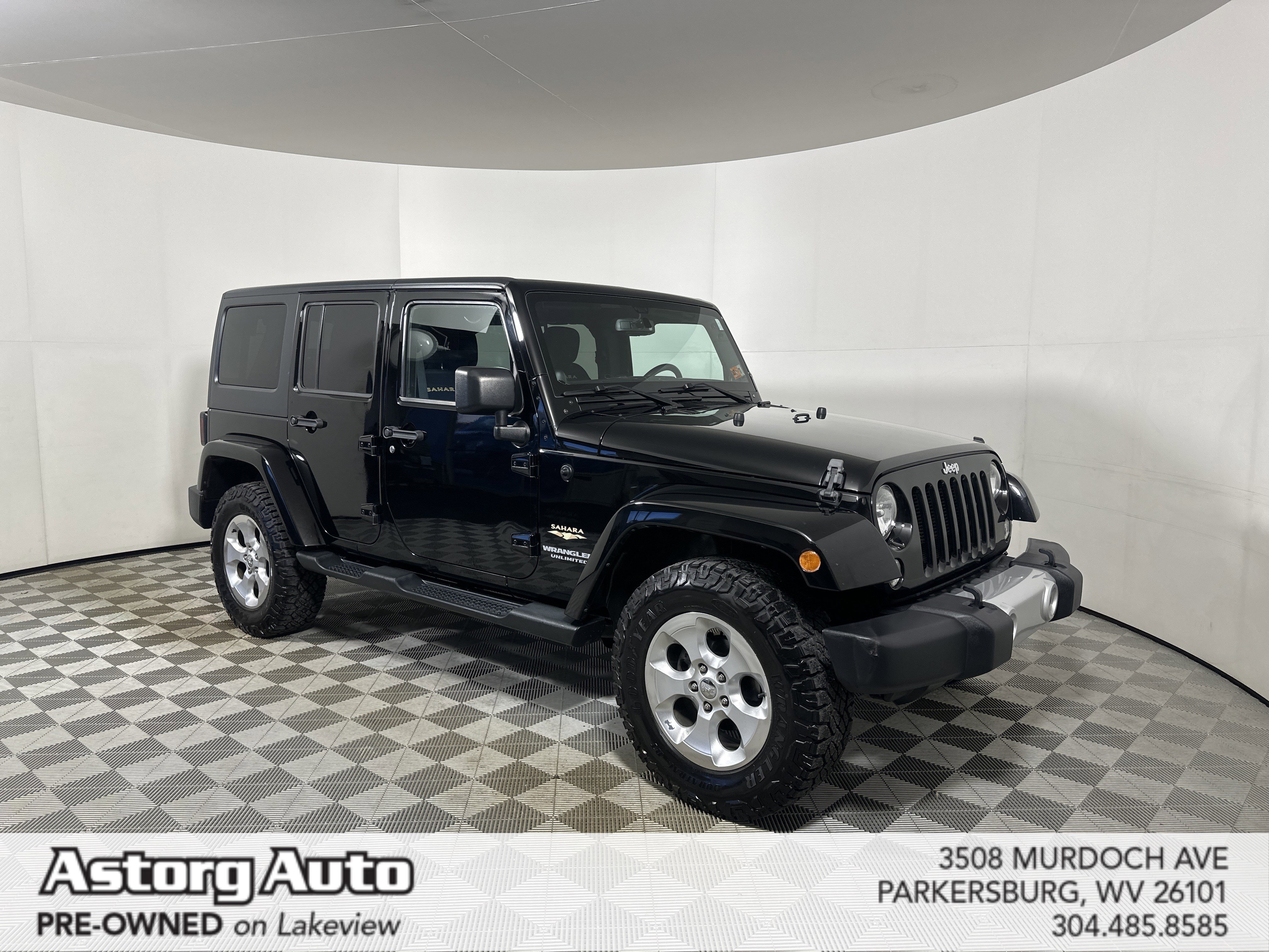 2014 Jeep Wrangler Unlimited Sahara's photo