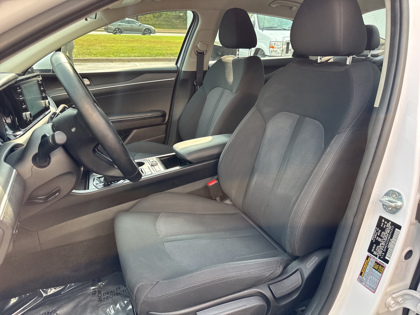 2022 Kia K5 LXS photo 7
