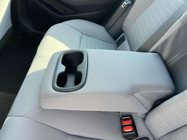 2023 Toyota Corolla SE photo 9