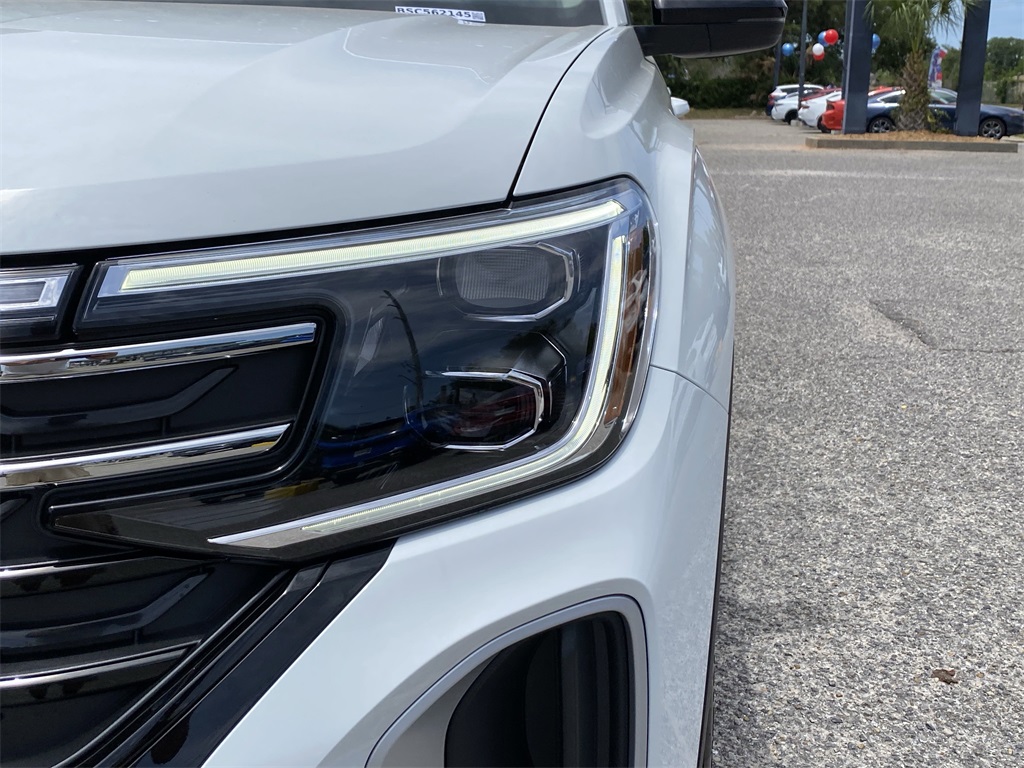 2025 Volkswagen Atlas Peak Edition SE photo 5