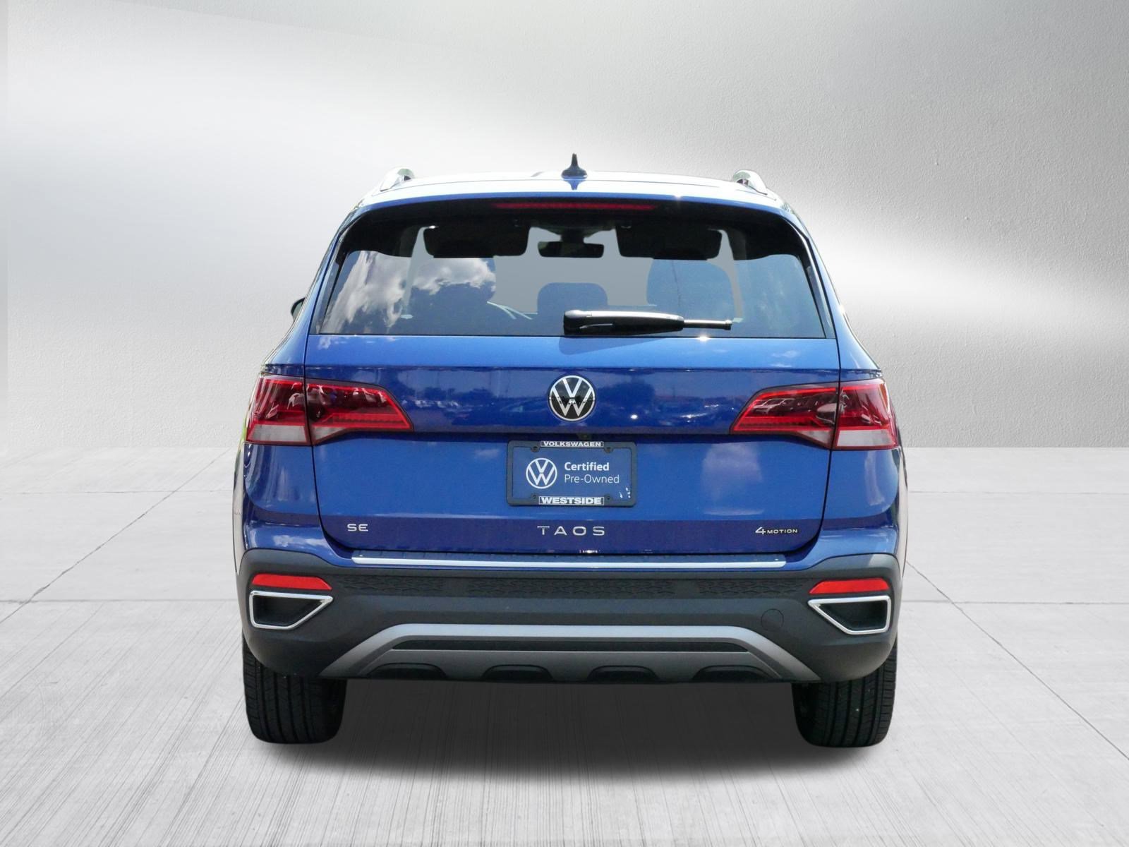 2024 Volkswagen Taos SE photo 6
