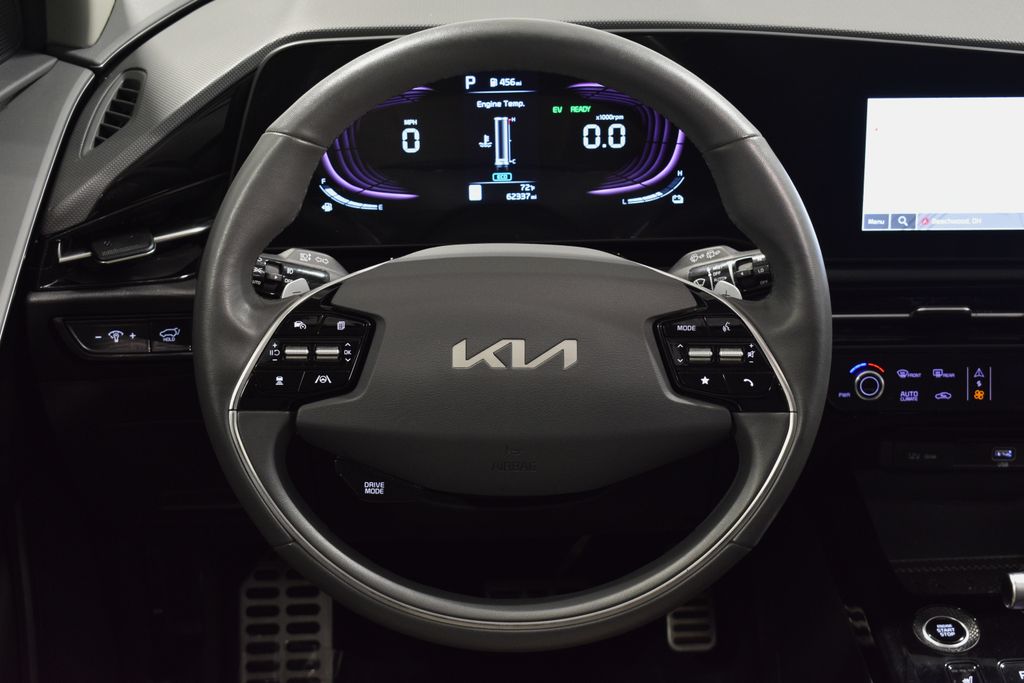 2023 Kia Niro SX Touring photo 17