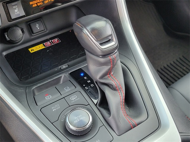 2022 Toyota RAV4 Prime XSE photo 23