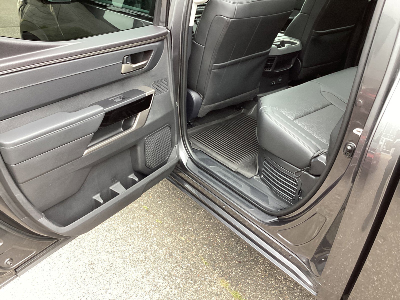 2024 Toyota Tundra Limited photo 21