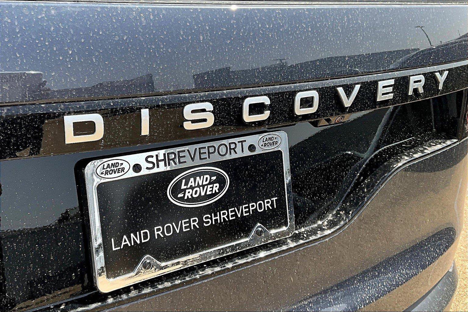 2025 Land Rover Discovery S photo 13