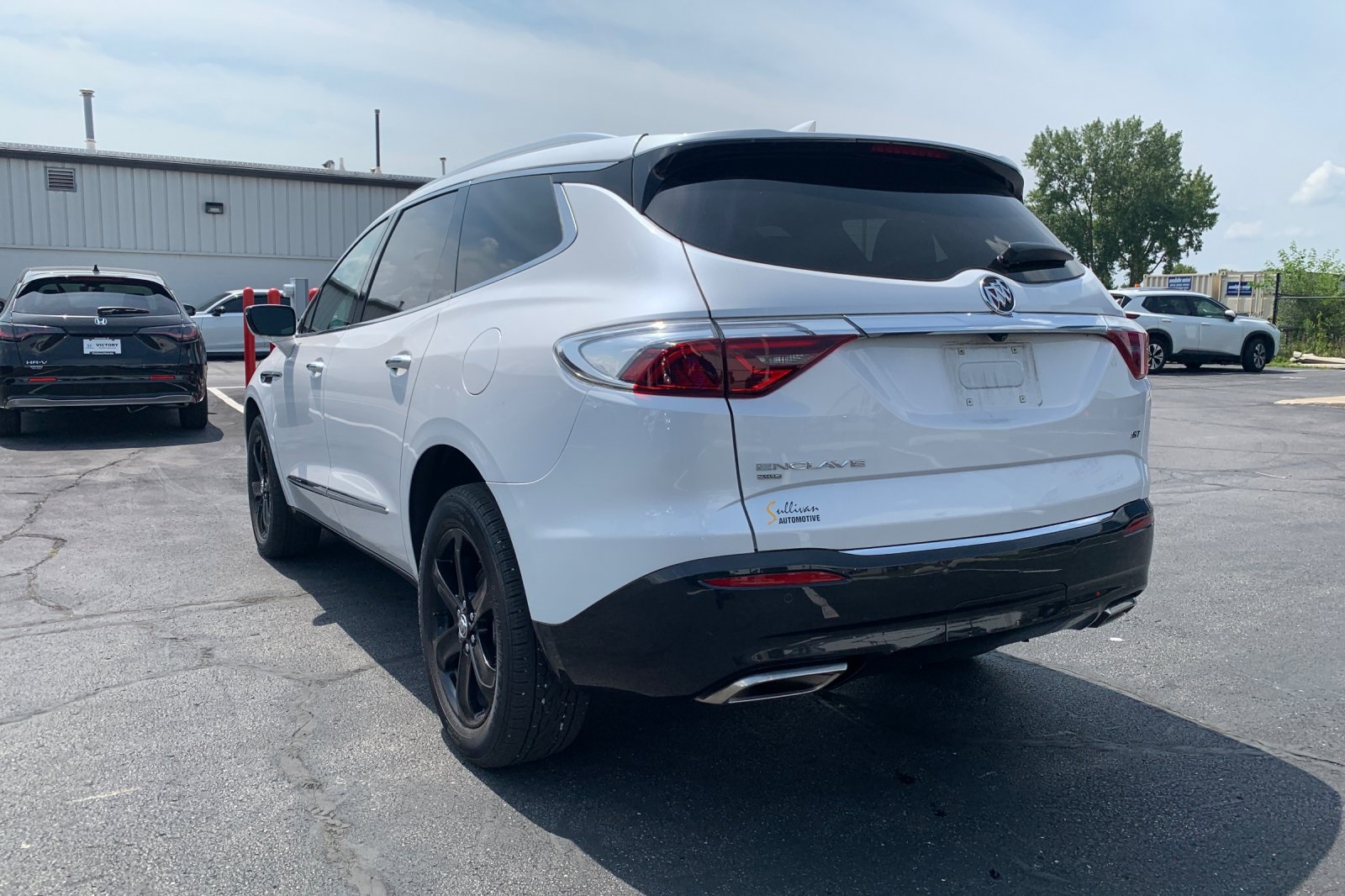 2023 Buick Enclave Essence photo 3