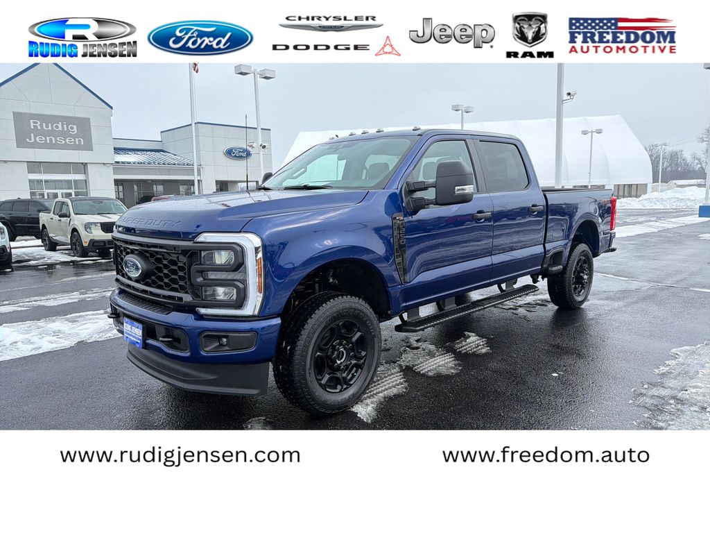 2026 Ford F-250 Super Duty XL's photo