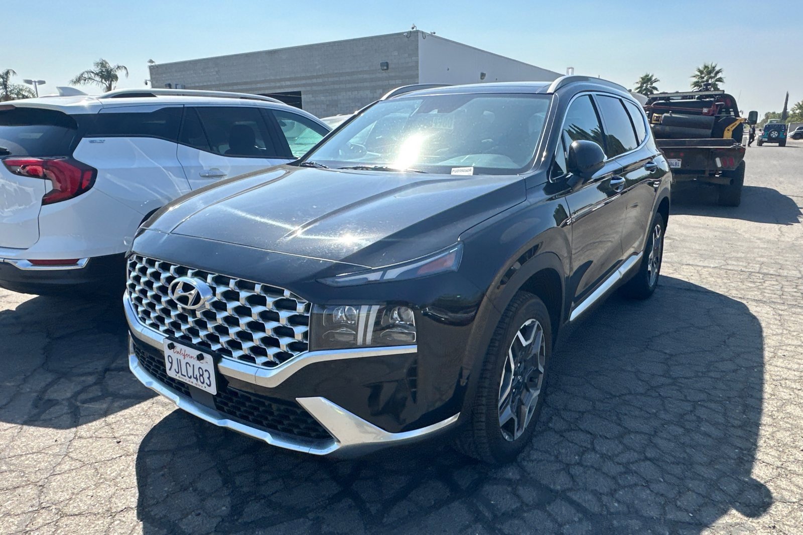 2023 Hyundai Santa Fe Limited photo 2