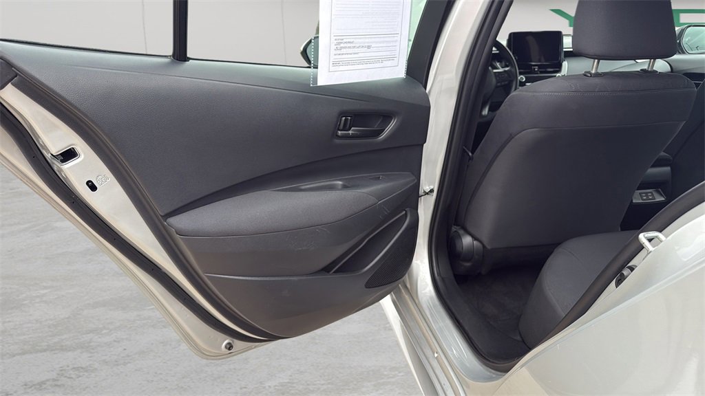 2023 Toyota Corolla LE photo 43